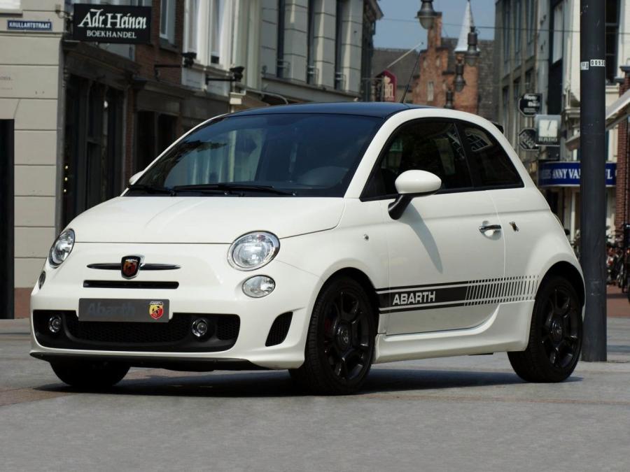  Abarth 500 Competizione 2009 года  (фото 1 из 1)